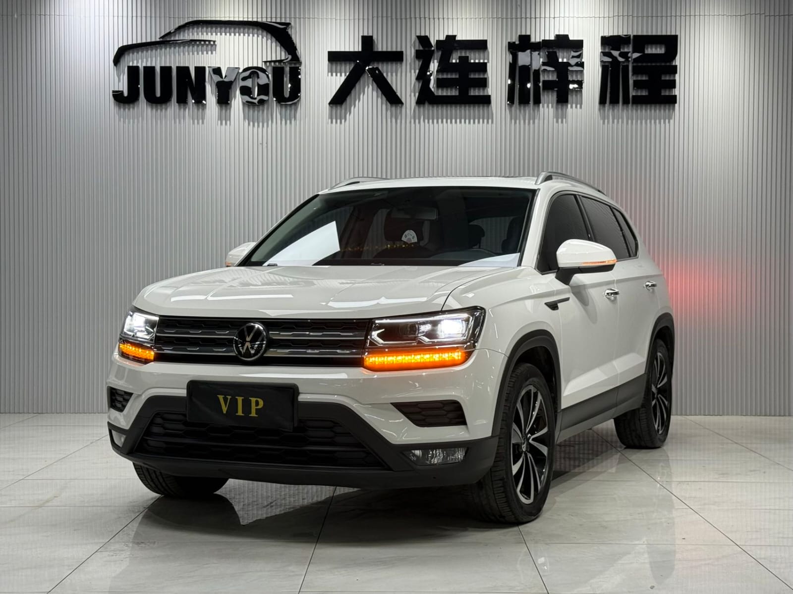 Volkswagen Tharu 280TSI Deluxe Edition PLUS