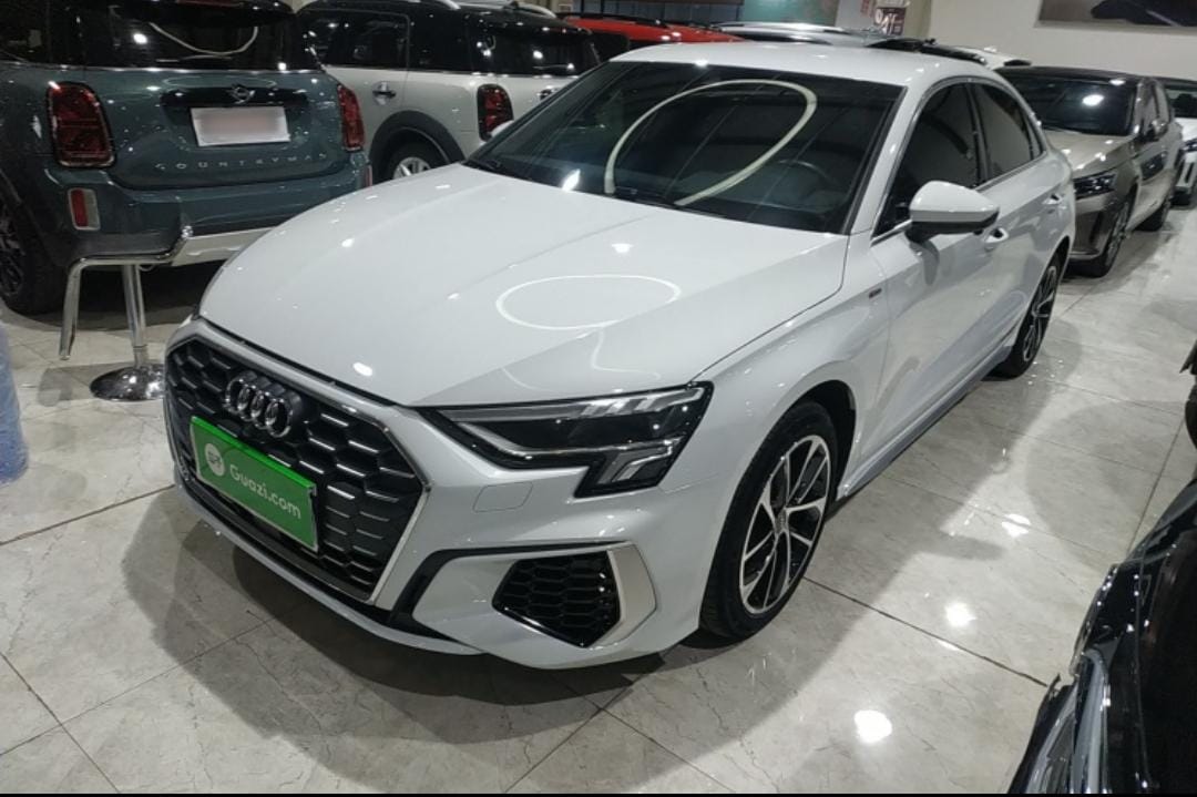 Audi A3L Limousine 35 TFSI Sport