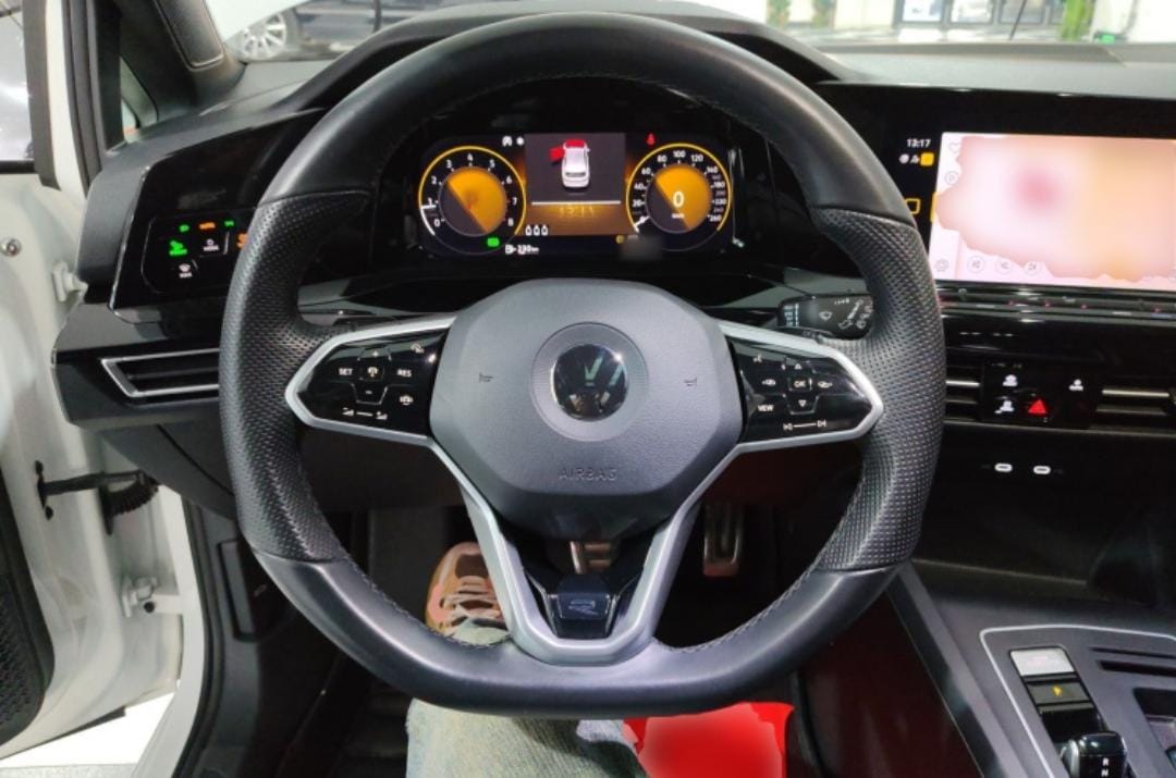 Volkswagen Golf 280TSI DSG R-Line