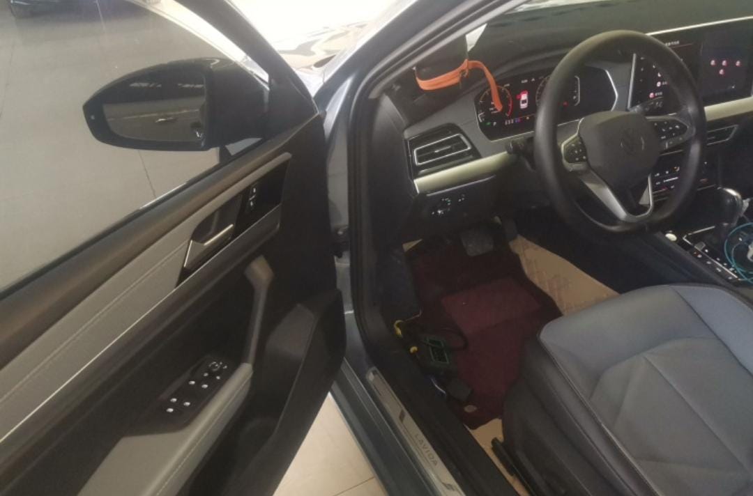 Volkswagen Lavida 280TSI DSG Forever Edition