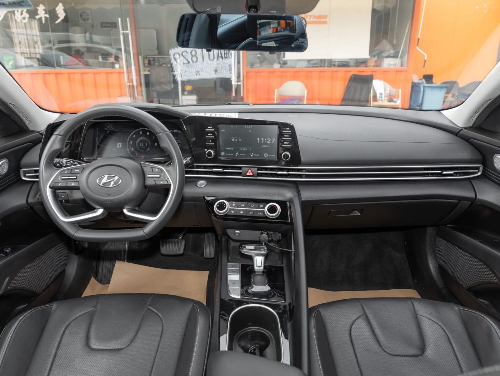 Hyundai Elantra Elite Edition