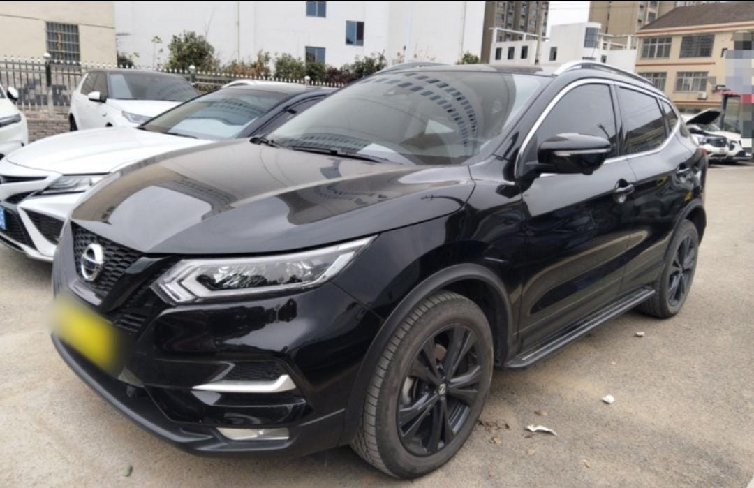 Nissan Qashqai 2.0L CVT Deluxe Pilot Edition