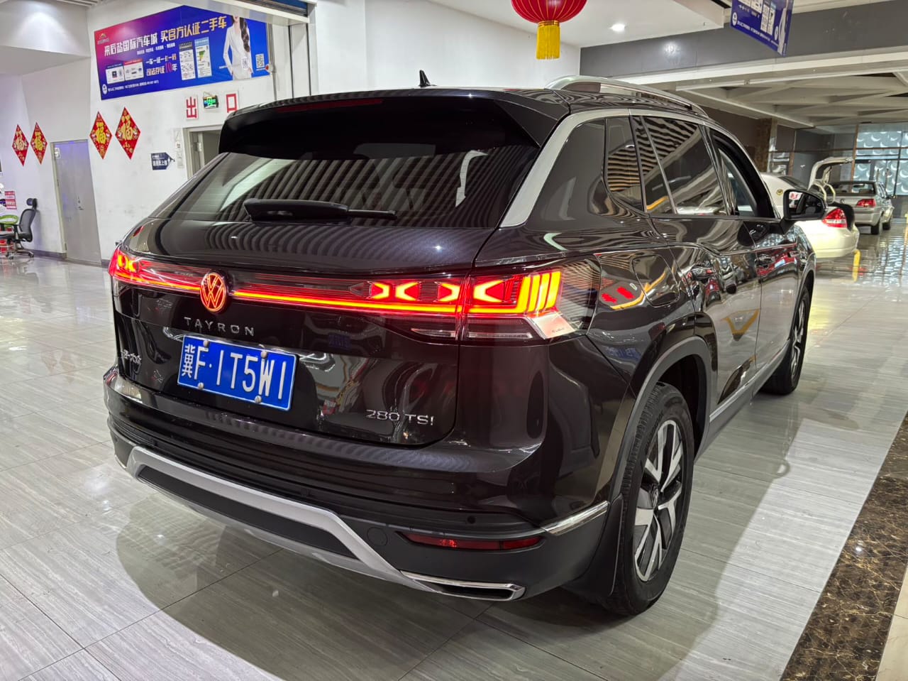 Volkswagen Tayron 280TSI Deluxe PLUS Premium Edition