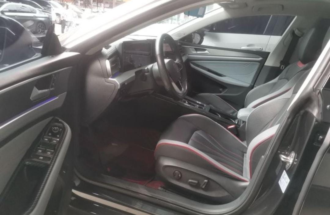 Volkswagen Lamando L 280TSI DSG Flagship Edition