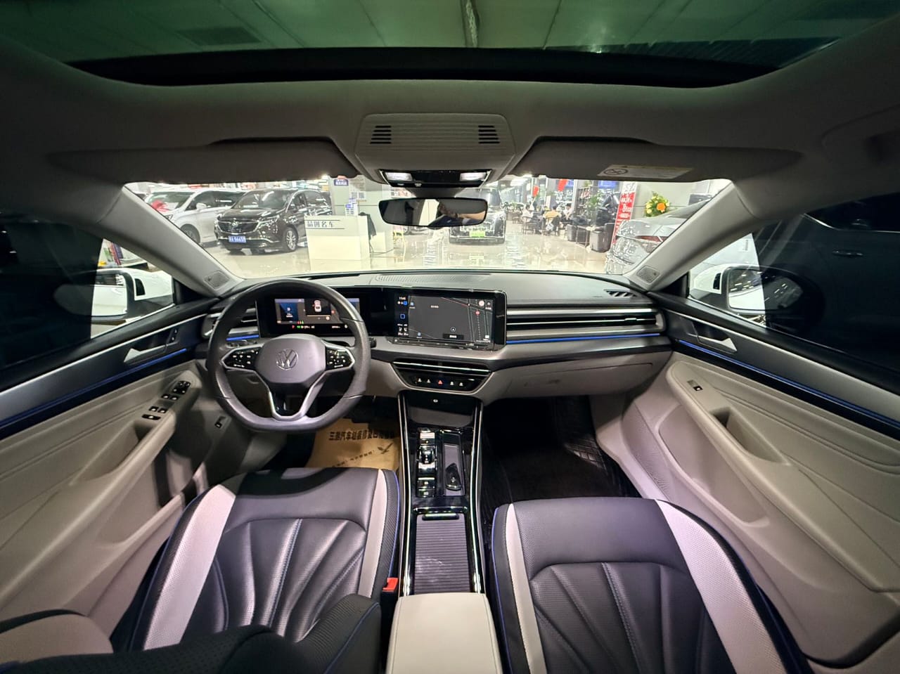 Volkswagen Lamando L 280TSI DSG Flagship Edition