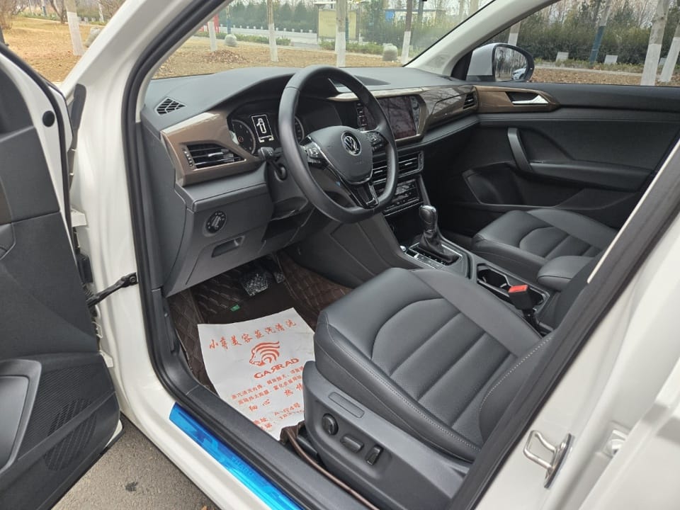 Volkswagen Tharu 280TSI Deluxe Plus Edition