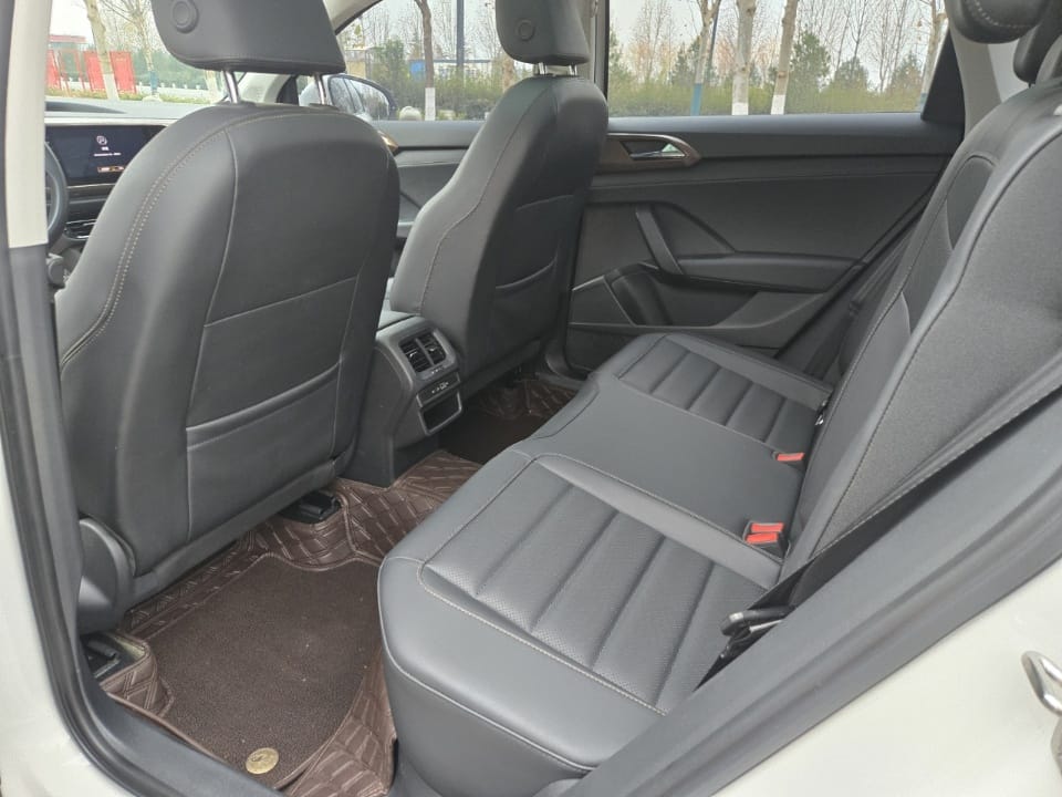 Volkswagen Tharu 280TSI Deluxe Plus Edition