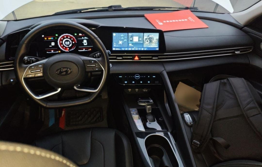 Hyundai Elantra 1.5L CVT GLX Elite Edition