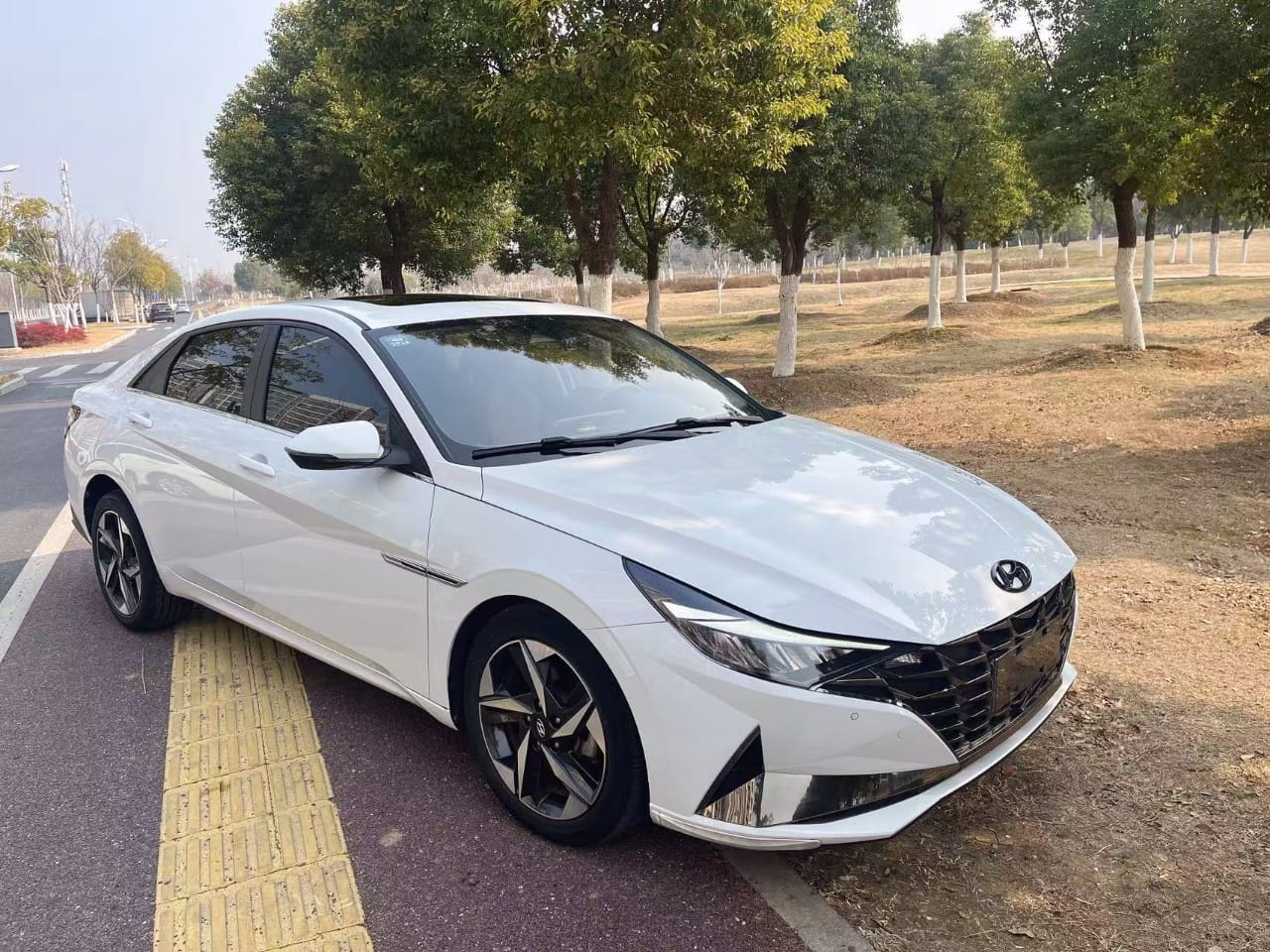 Hyundai Elantra 1.5L CVT