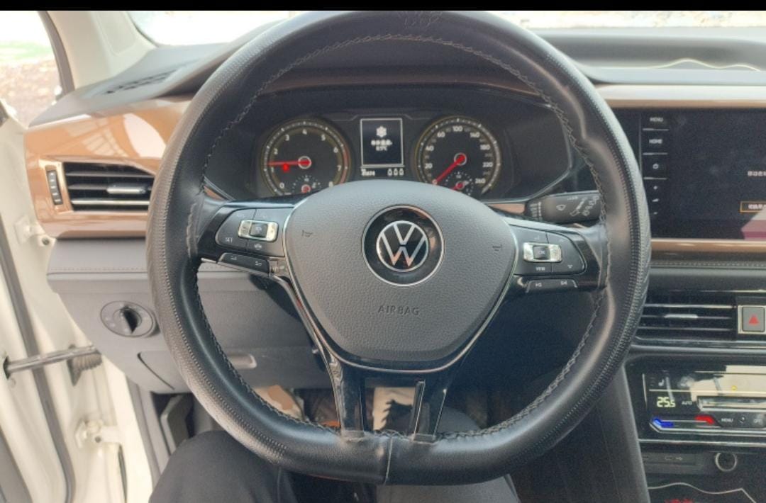 Volkswagen Tharu 280TSI Deluxe Edition PLUS
