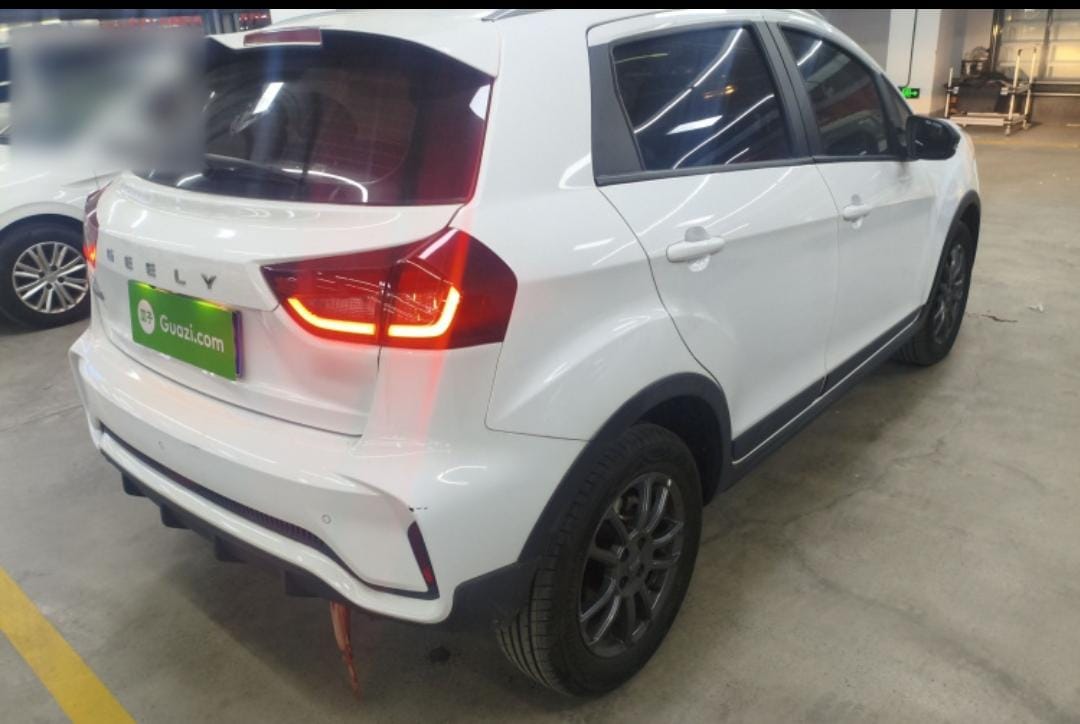 Geely Vision X3 PRO 1.5L CVT Premium Edition