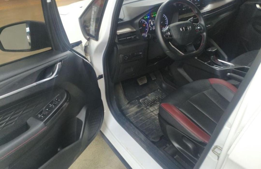 Geely Vision X3 PRO 1.5L CVT Premium Edition