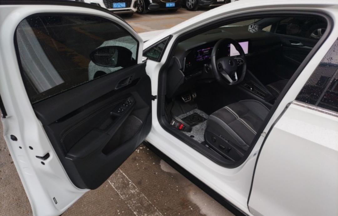 Volkswagen Golf 280TSI DSG R-Line Lite Edition