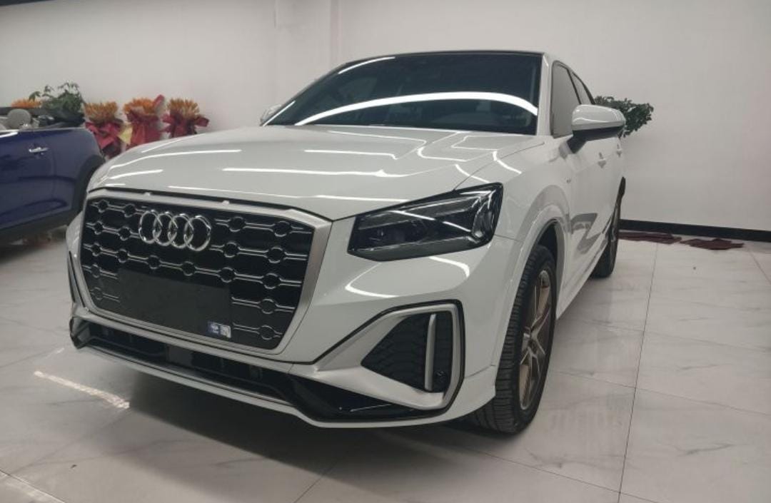 Audi Q2L 35 TFSI Fashion Dynamic Edition