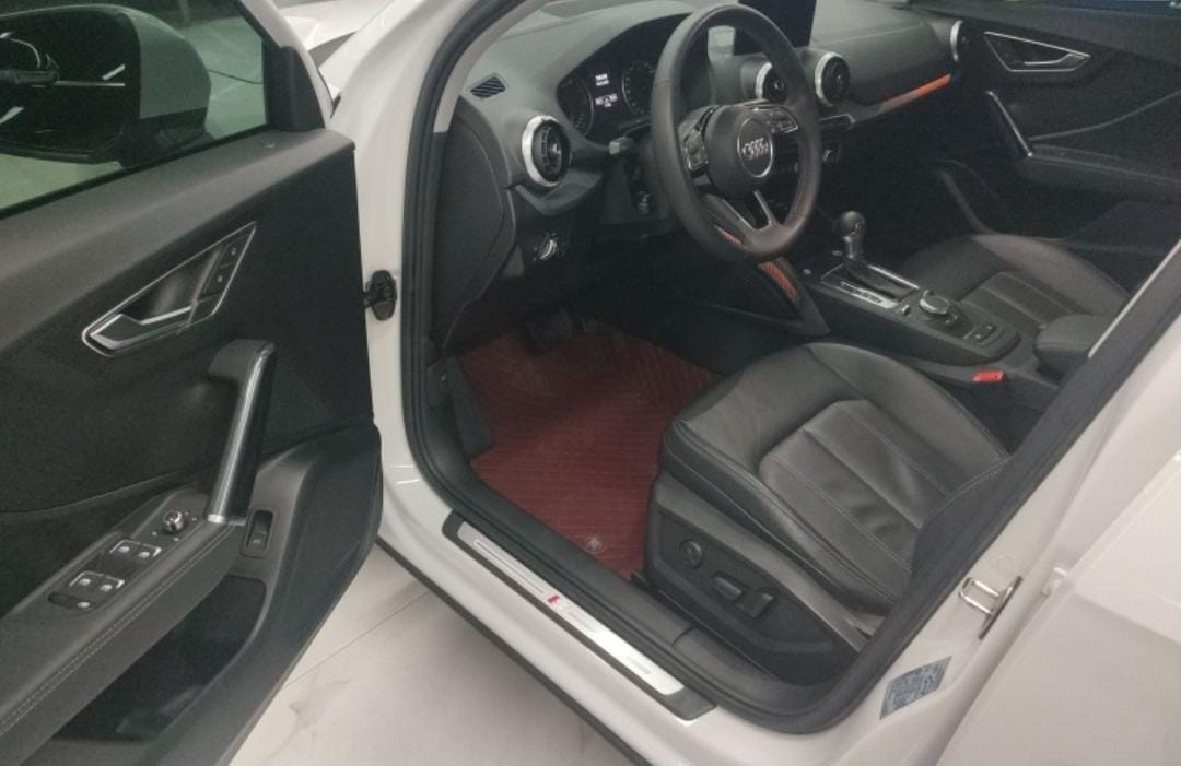 Audi Q2L 35 TFSI Fashion Dynamic Edition