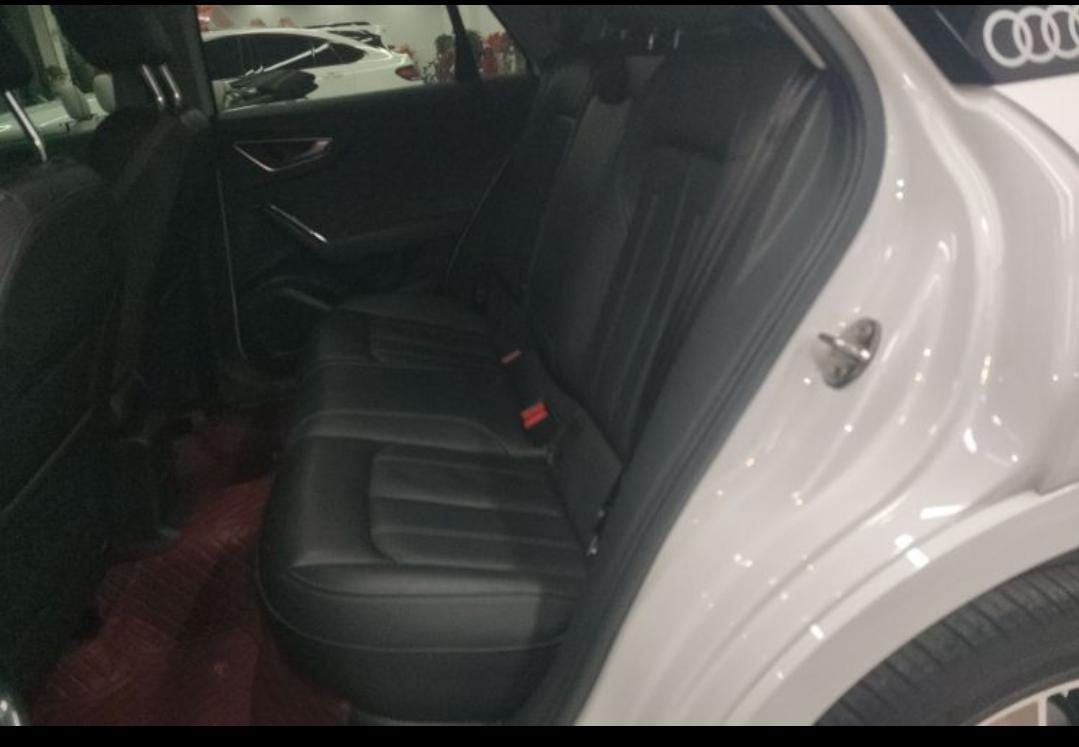 Audi Q2L 35 TFSI Fashion Dynamic Edition