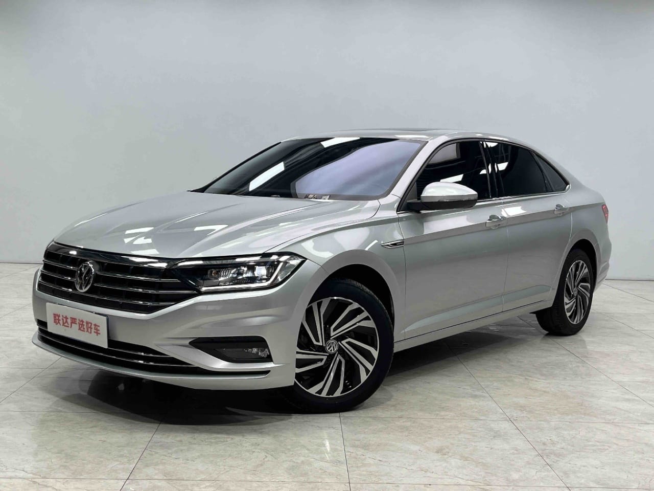 Volkswagen Sagitar 280TSI DSG Oversight Edition