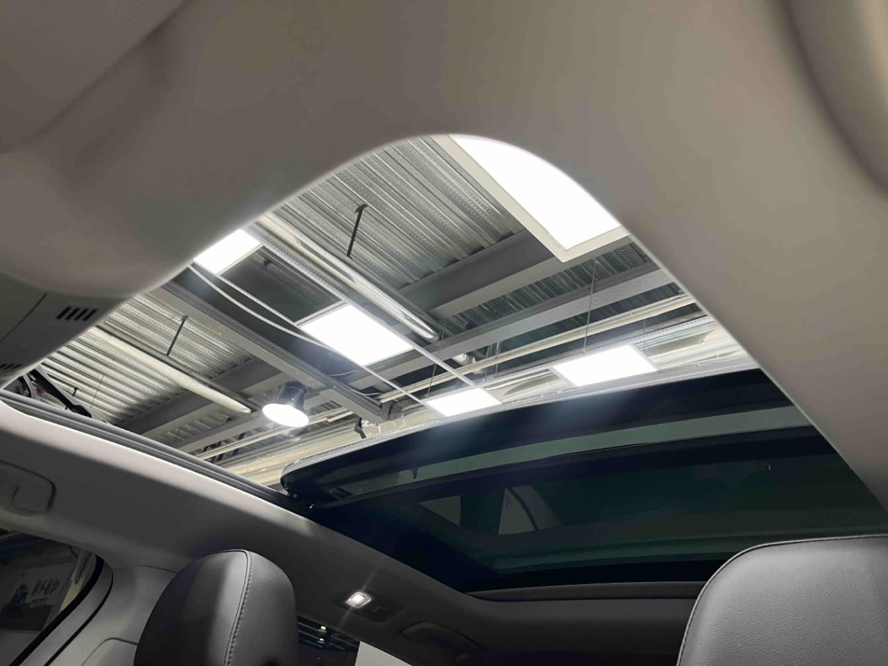 Volkswagen Sagitar 280TSI DSG Oversight Edition