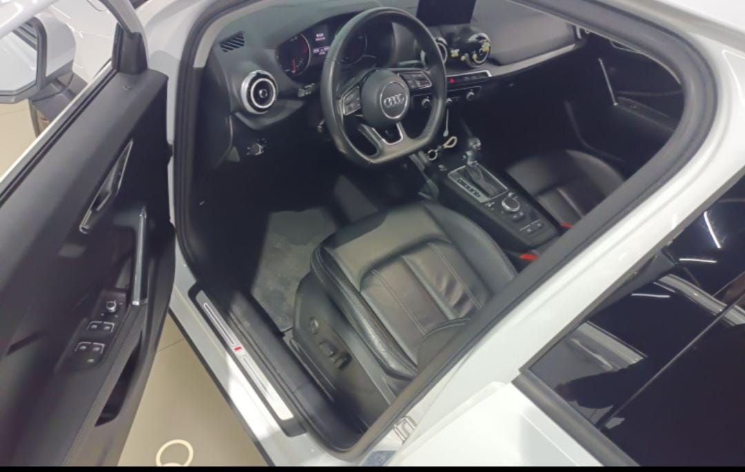 Audi Q2L 35 TFSI Fashion Dynamic Edition