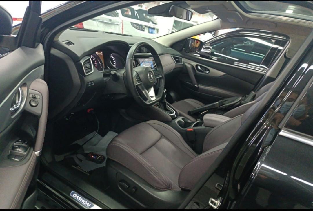 Nissan Qashqai 2.0L CVT XV Night Edition