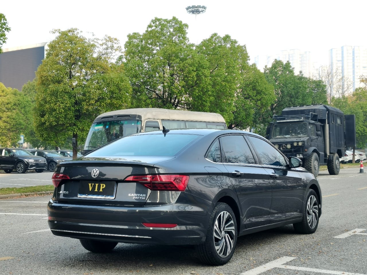 Volkswagen Sagitar 280TSI DSG Oversight Edition