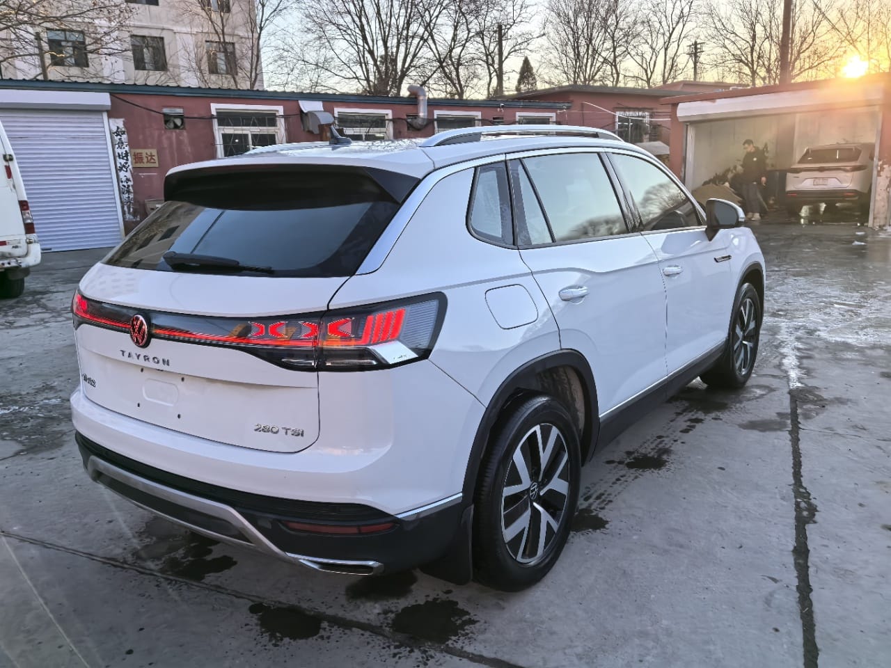 Volkswagen Tayron 280TSI Deluxe PLUS Premium Edition