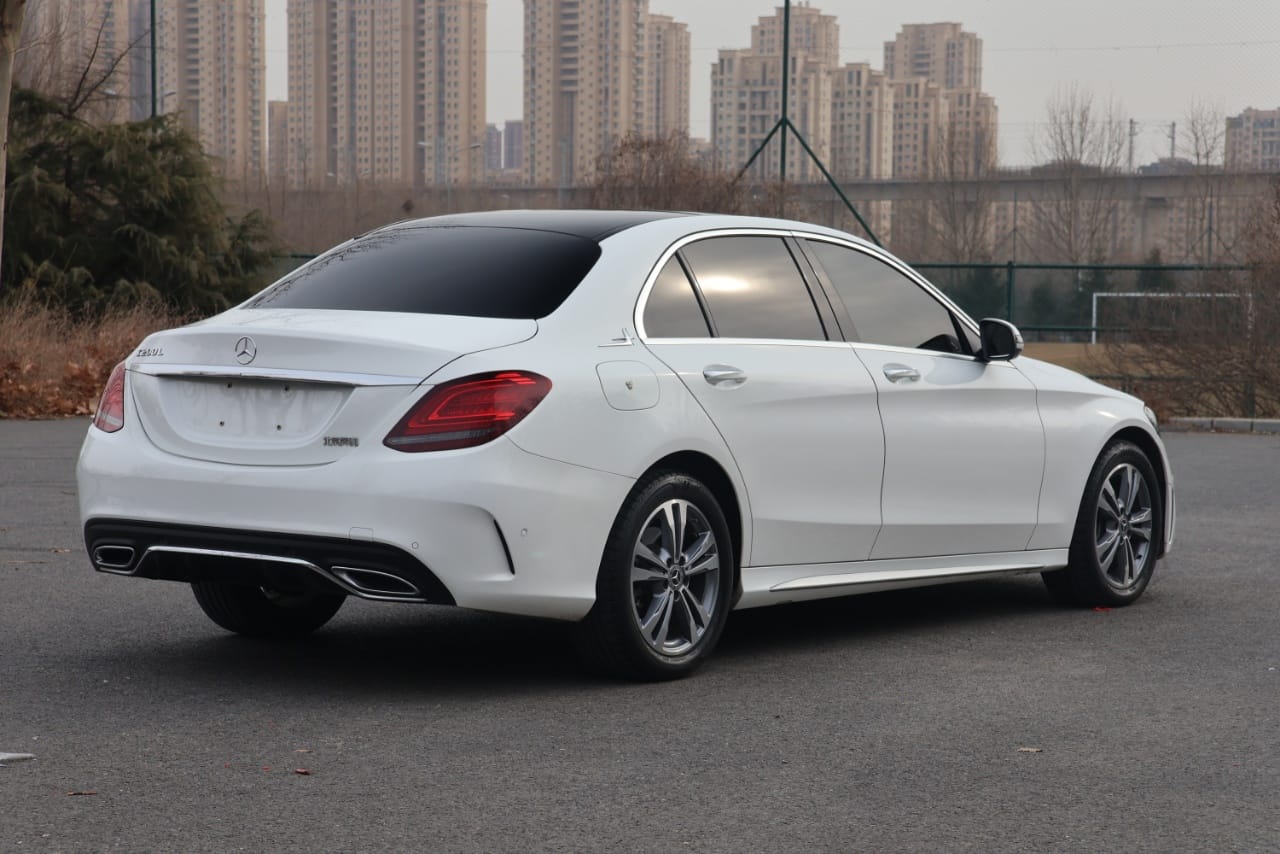 Mercedes-Benz C 200 L Sport