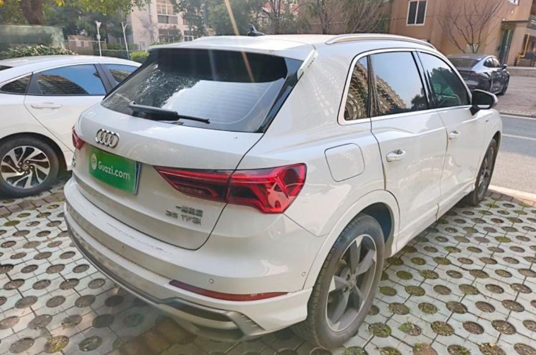 Audi Q3 35 TFSI Fashion Dynamic Edition