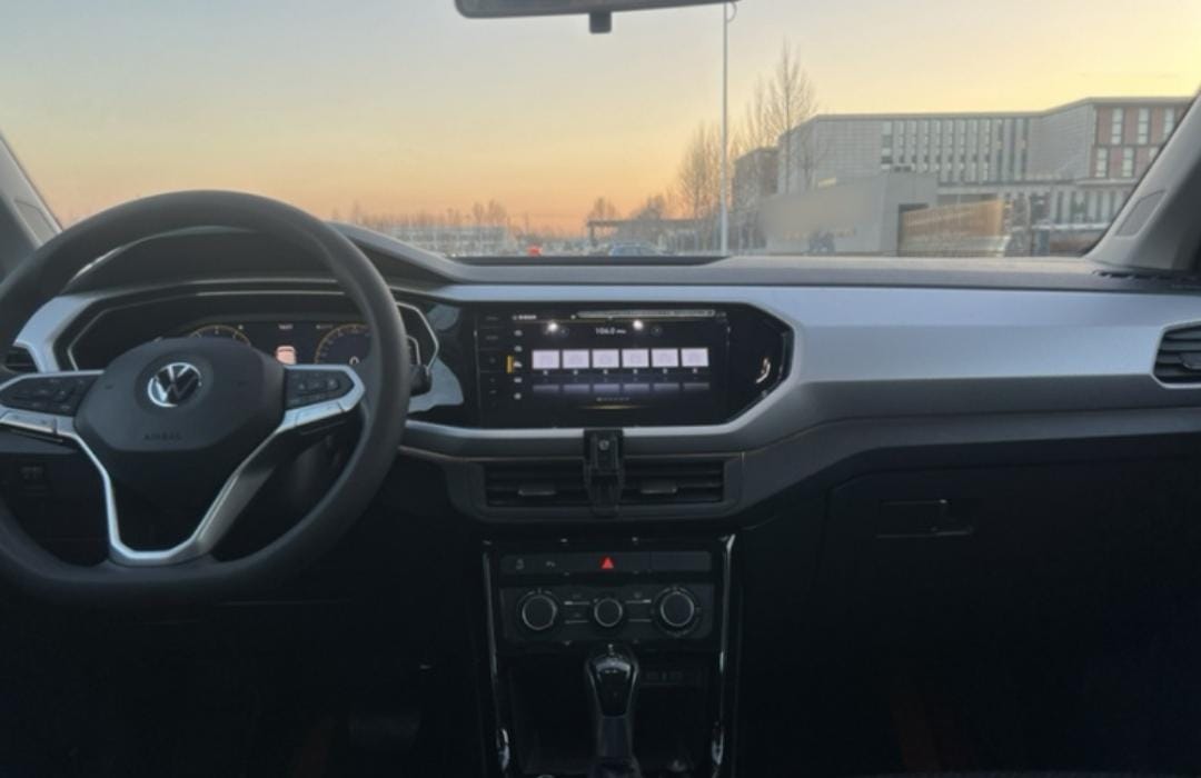 Volkswagen Tacqua 1.5L Automatic