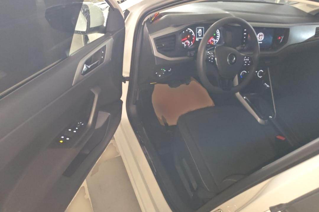 Volkswagen Polo Plus 1.5L Automatic Panorama Edition