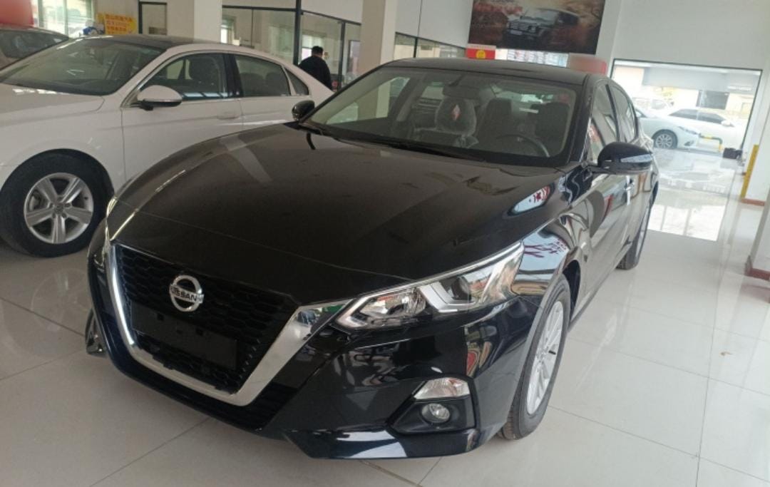 Nissan Altima 2.0L XE Exclusive Edition