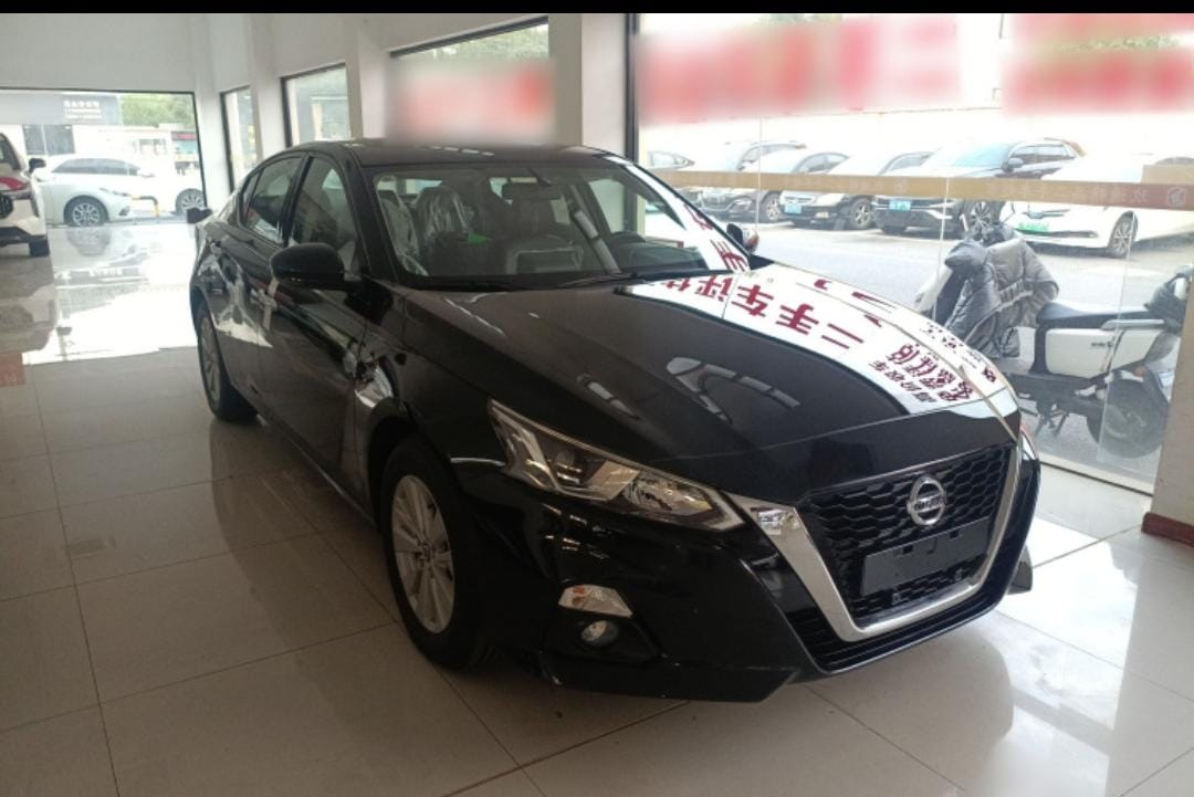 Nissan Altima 2.0L XE Exclusive Edition