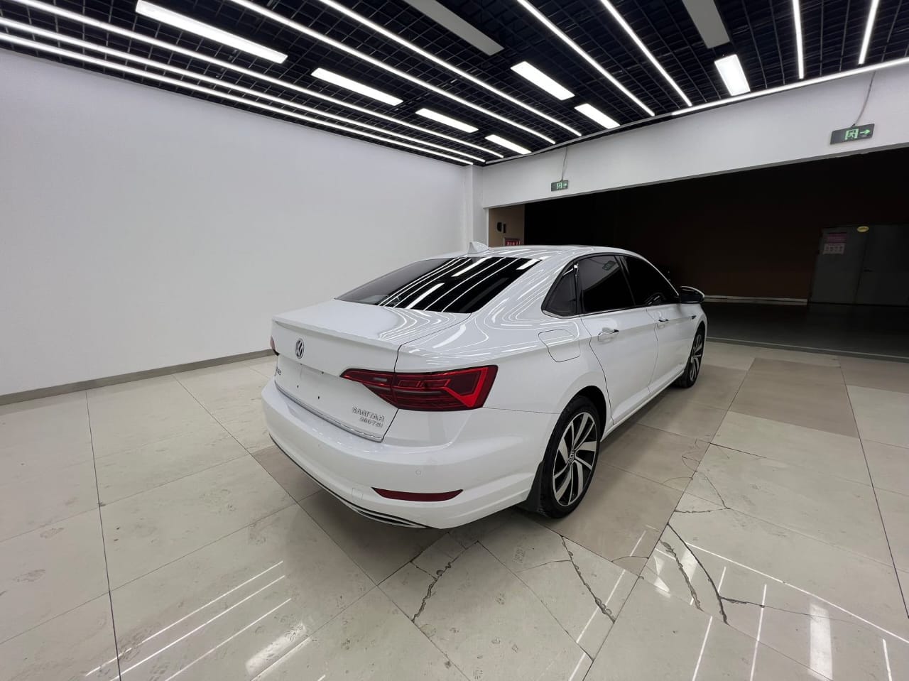 Volkswagen Sagitar 280TSI DSG Premium Edition