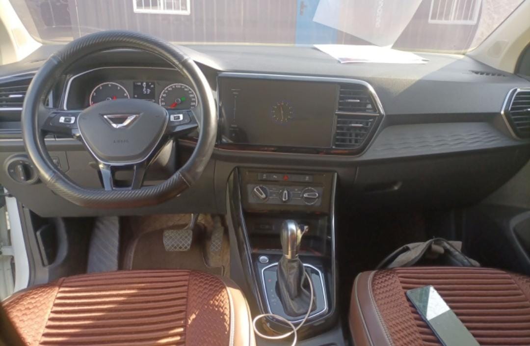 Jetta VS5 280TSI Automatic Enjoy Pro