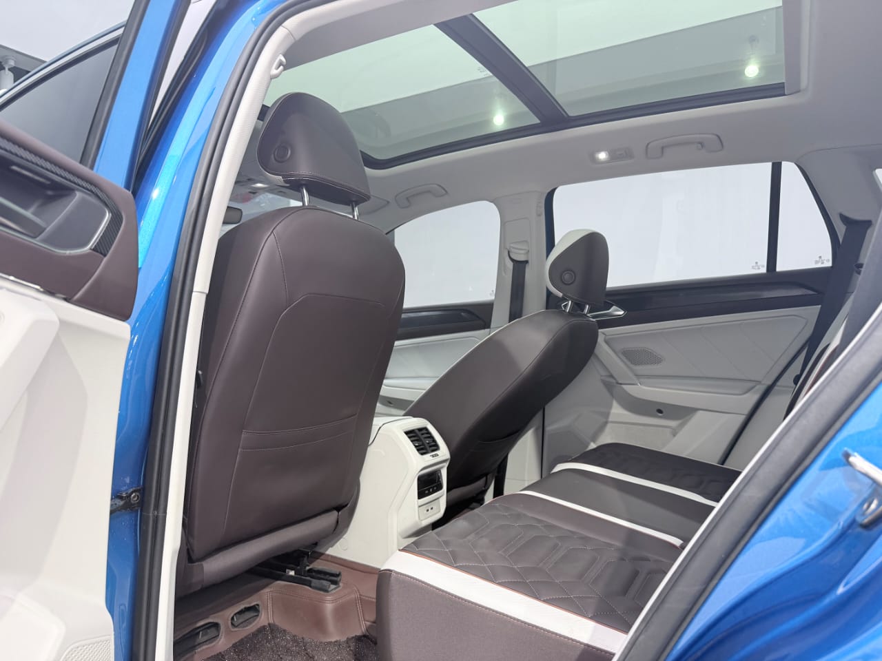 Volkswagen Tayron 280TSI Deluxe PLUS Premium Edition