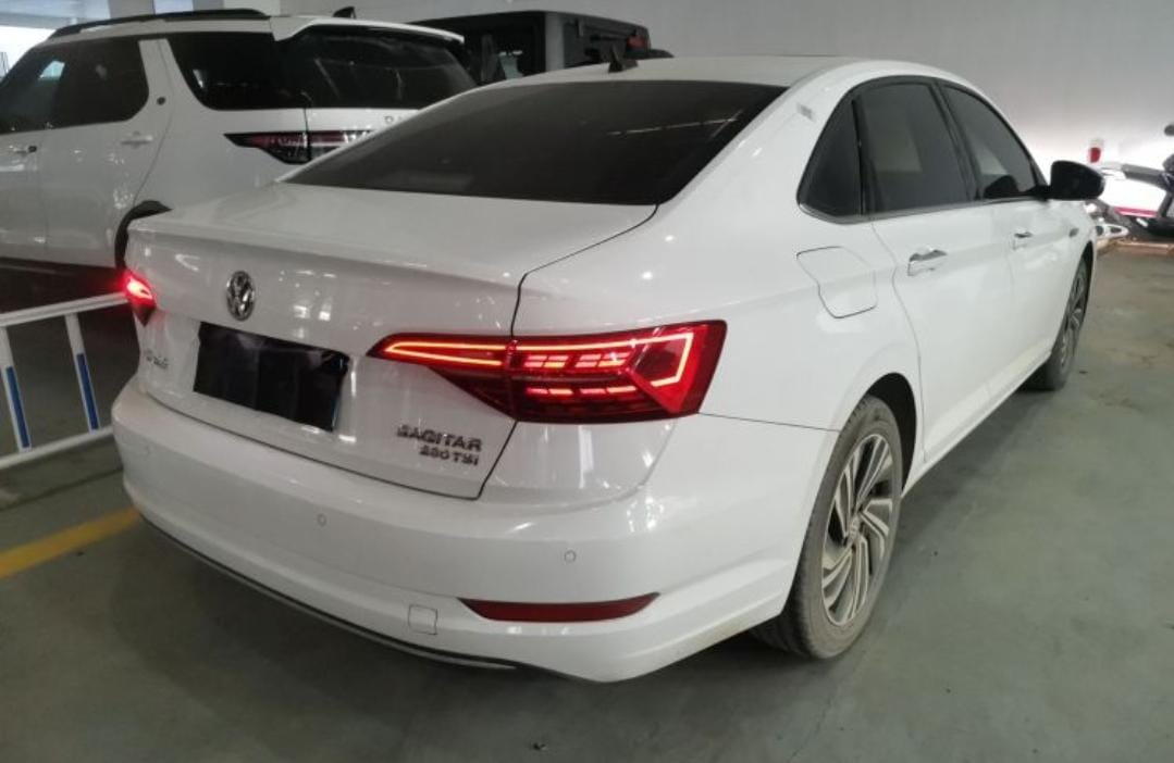 Volkswagen Sagitar 280TSI DSG Oversight Edition