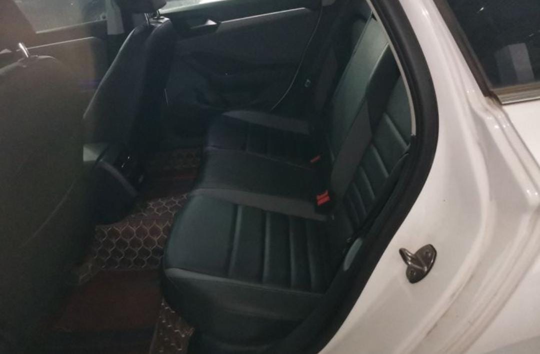 Volkswagen Sagitar 280TSI DSG Oversight Edition