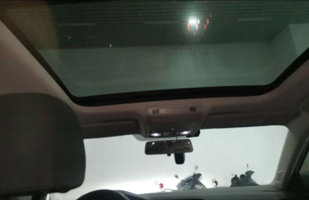 Volkswagen Sagitar 280TSI DSG Oversight Edition