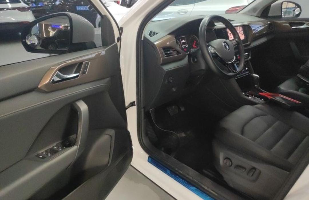 Volkswagen Tharu 280TSI Deluxe Edition PLUS