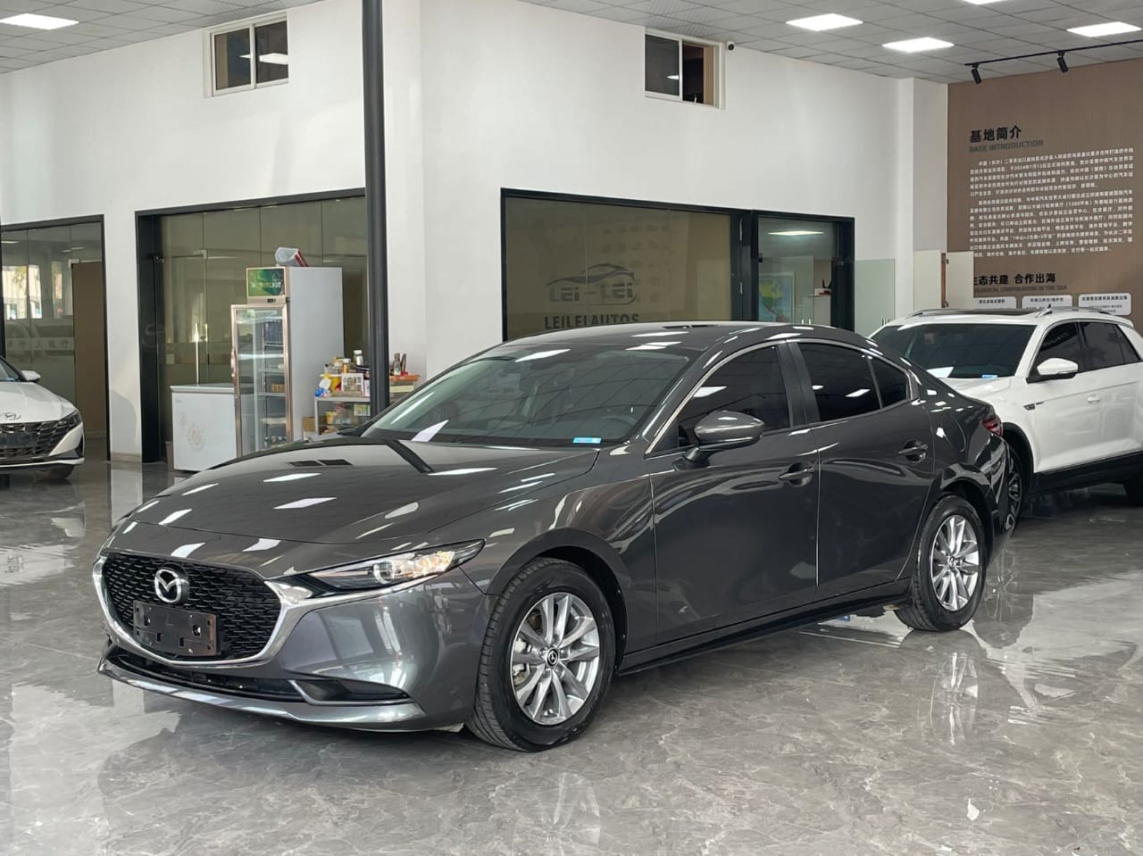 Mazda 3 Axela 2.0L