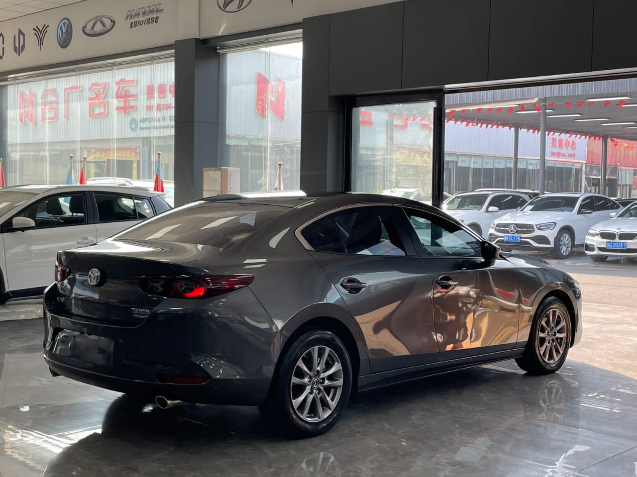 Mazda 3 Axela 2.0L