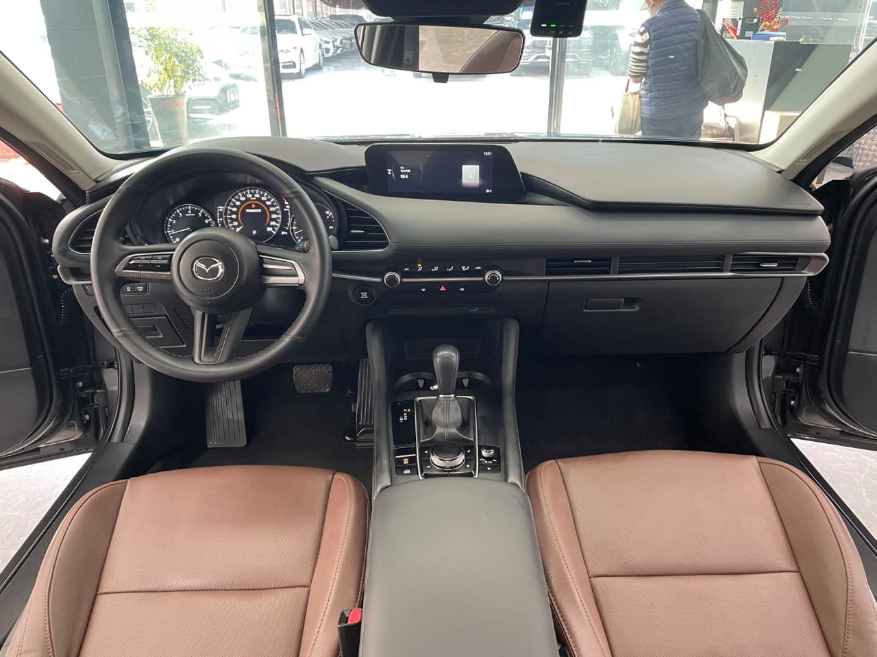 Mazda 3 Axela 2.0L