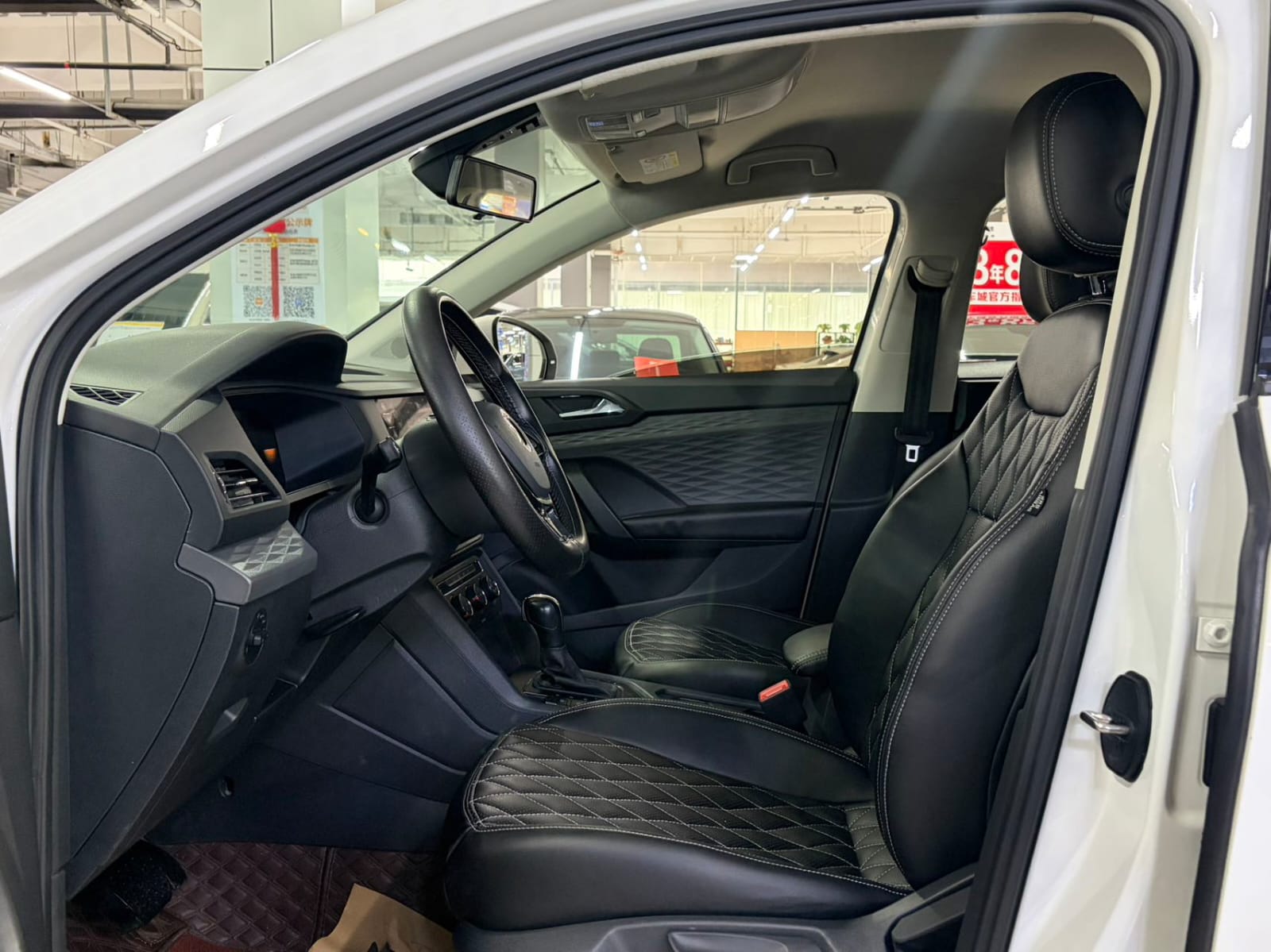 Volkswagen Tharu 280TSI