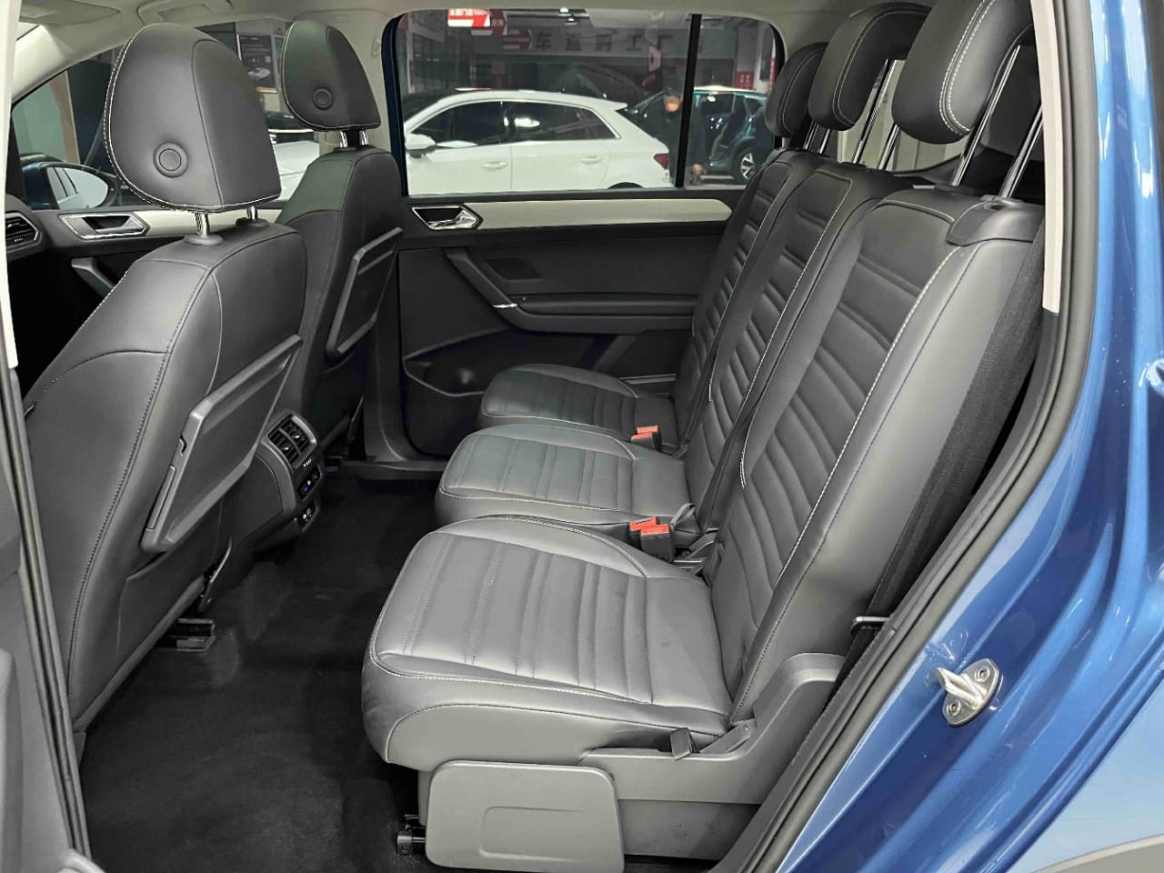 Volkswagen Touran L 280TSI DSG Extended Edition