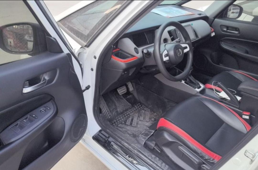 Honda LIFE 1.5L CVT SPORT Heart Edition