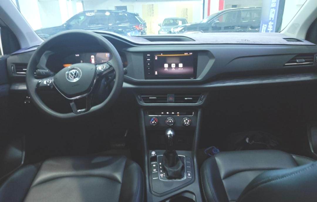 Volkswagen Tharu 280TSI