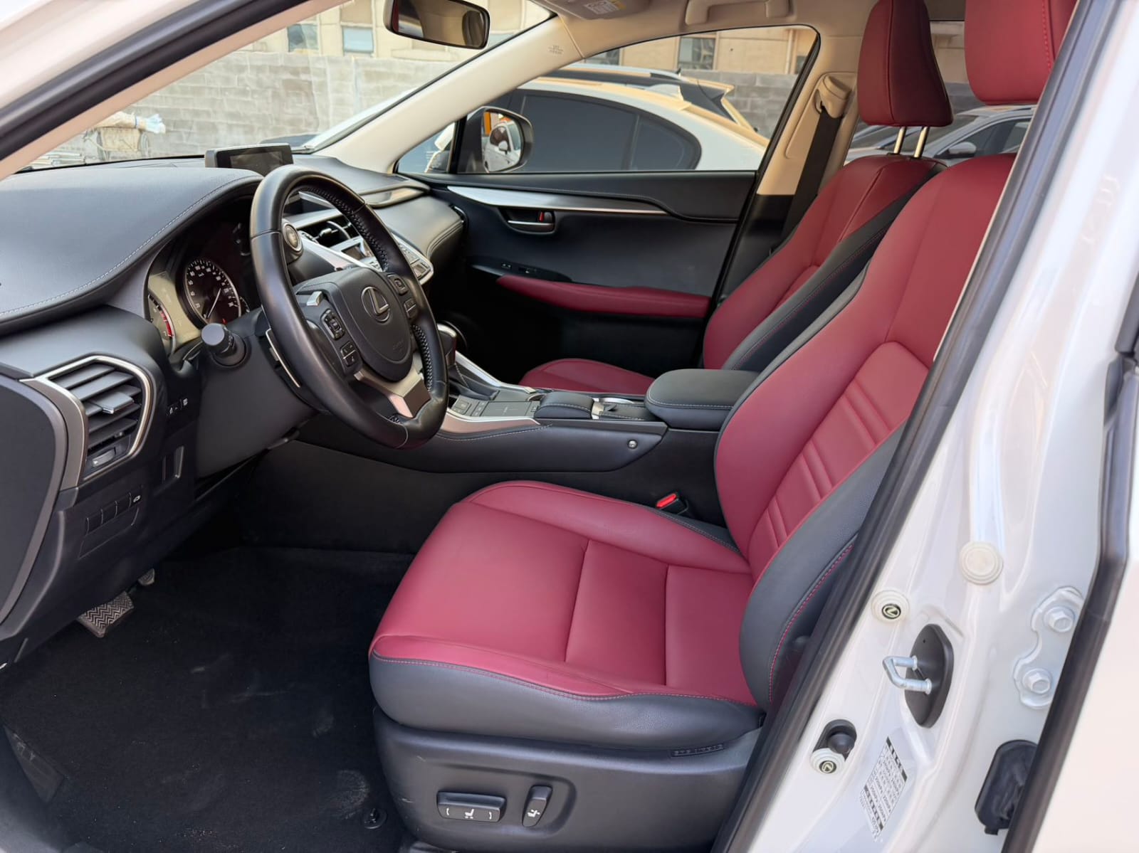 Lexus NX200