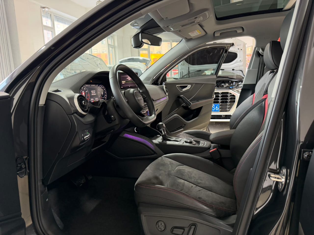 Audi Q2L 35 TFSI Luxury Dynamic