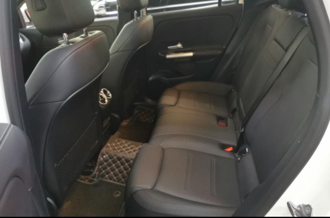 Mercedes-Benz GLA 180