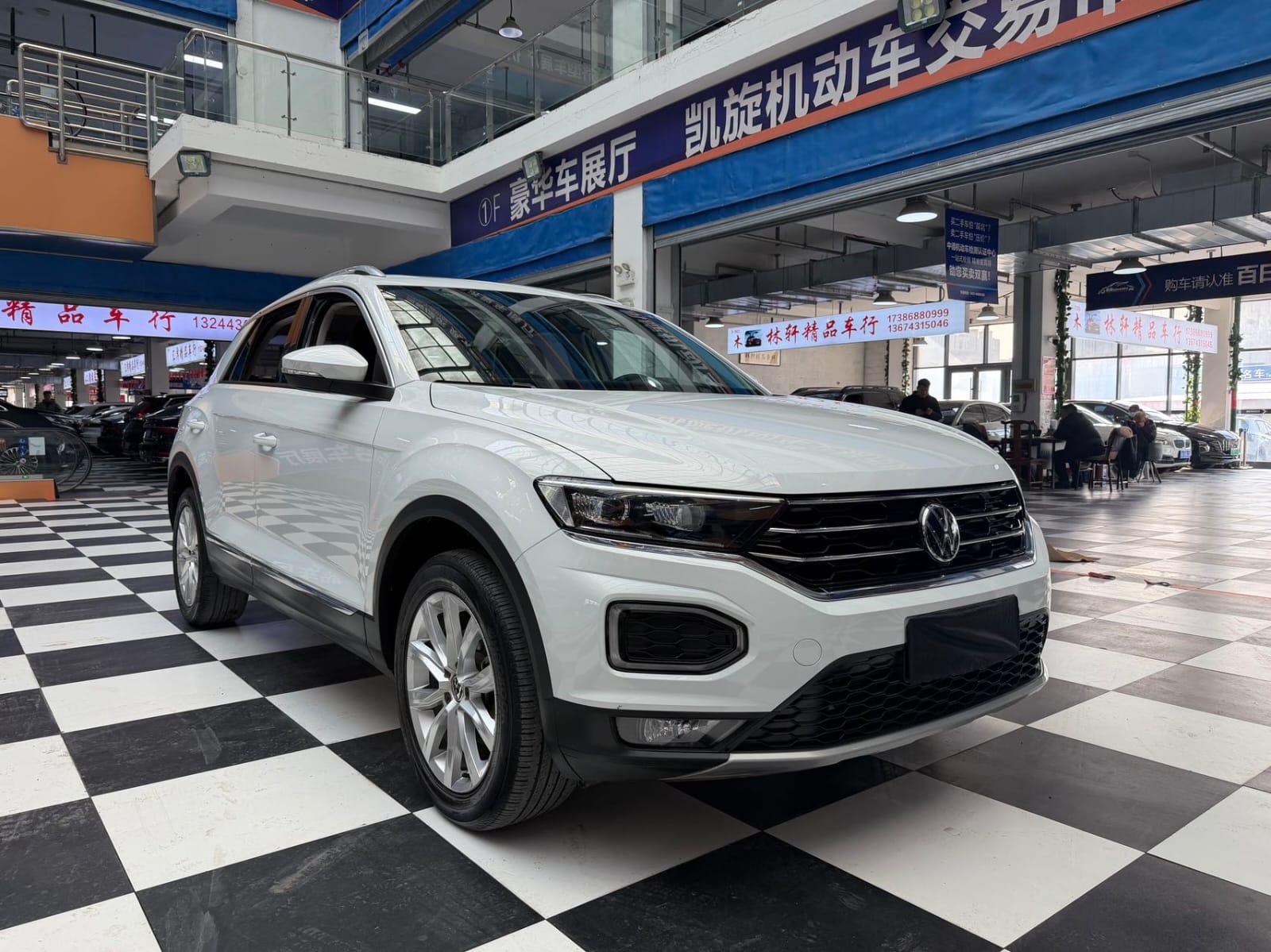 Volkswagen T-Roc 280TSI